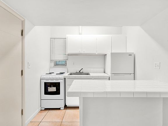 2nd image of 223 Antilla Ave #11188245
