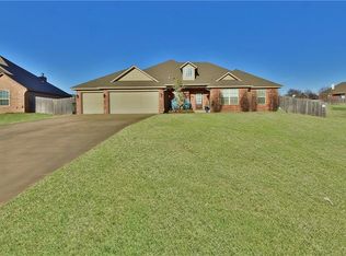 7209 Ashley Trl, Edmond, OK 73025