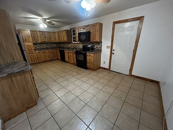 4th image of 1201 Oblate Dr #2