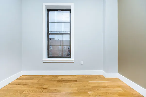 Rented by Nooklyn NYC LLC | media 81