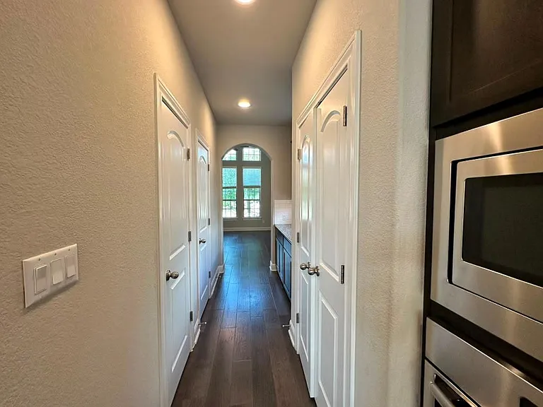 3004 Desert Shade Bnd — Photo 10