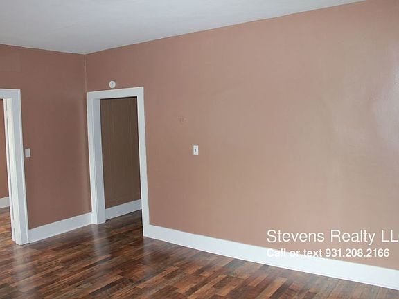 3rd image of 2607 E 5th Ave