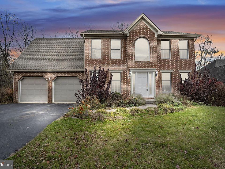 1st image of 2401 Rolling Hills Dr
