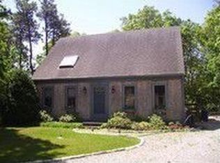 155 James Cir, Mashpee, MA 02649