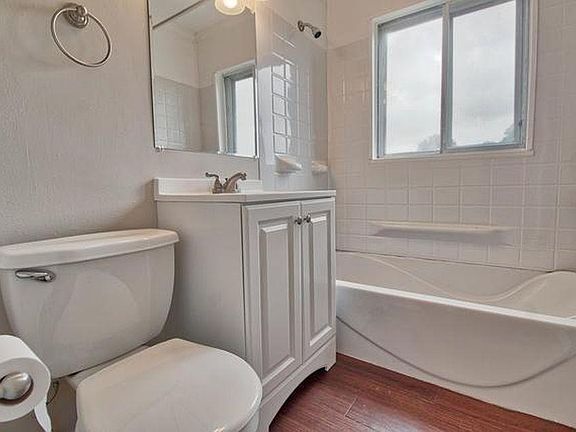 2nd image of 1417 Tinnerella Ave