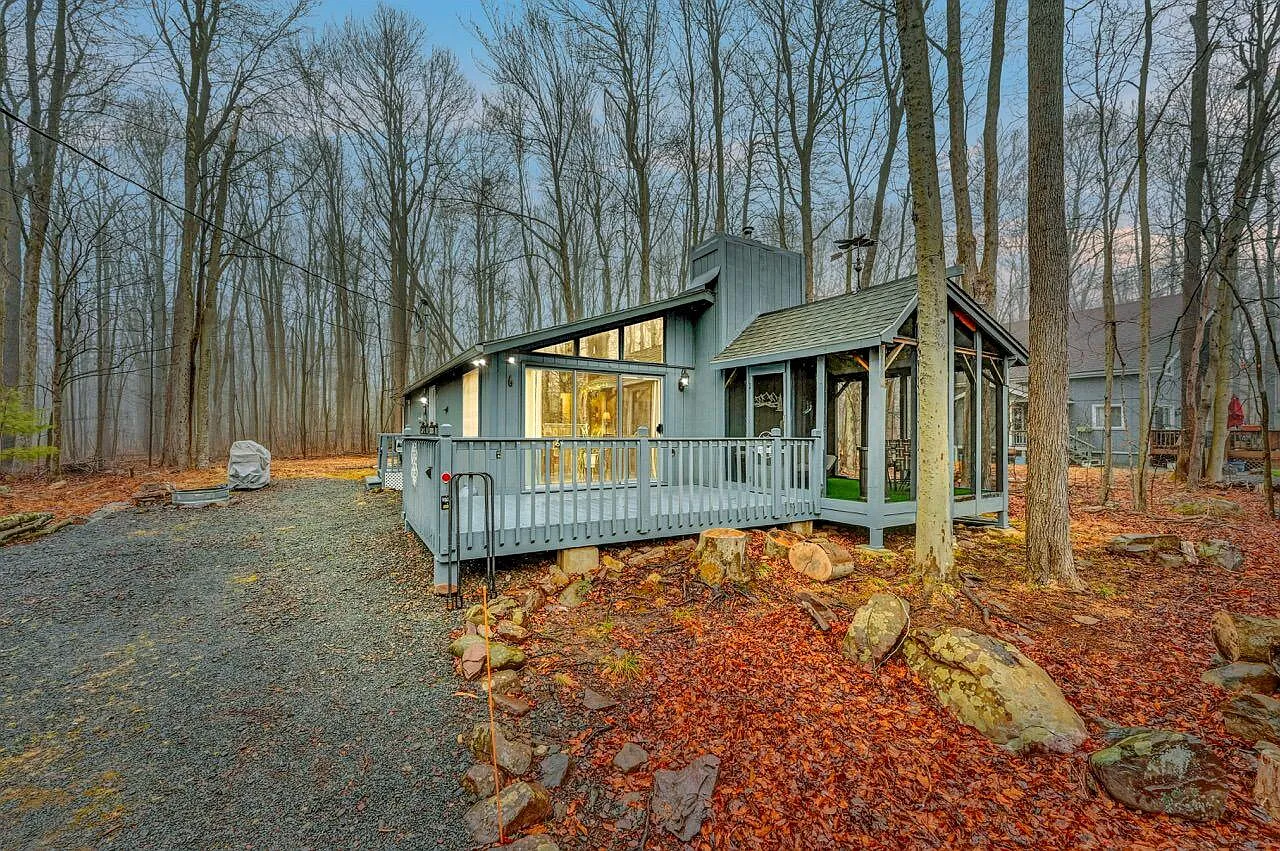 109 Gross Dr photo 1