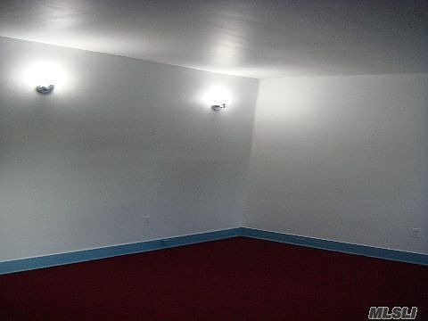 5th image of 14552 Arlington Ter