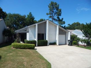 219 Atrium Ct, Warner Robins, GA 31088