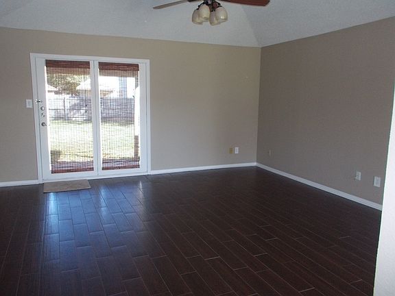 3rd image of 1334 Lawyers Ln