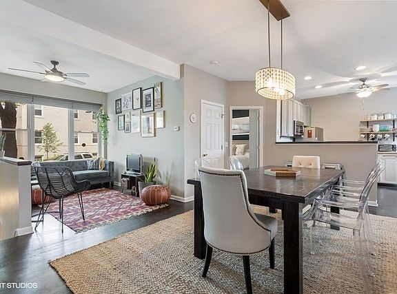 2nd image of 2603 N Hamlin Ave #1
