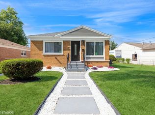 301 W 150th St, Harvey, IL 60426