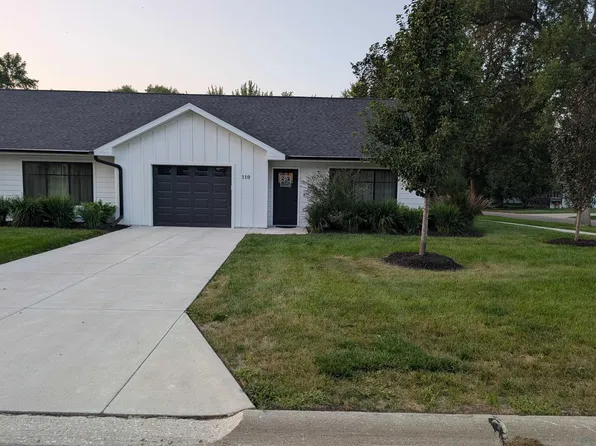 110 E 7th St, Wakefield, NE 68784