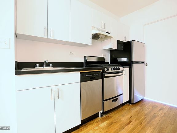 3rd image of 224 E 89th St APT 12