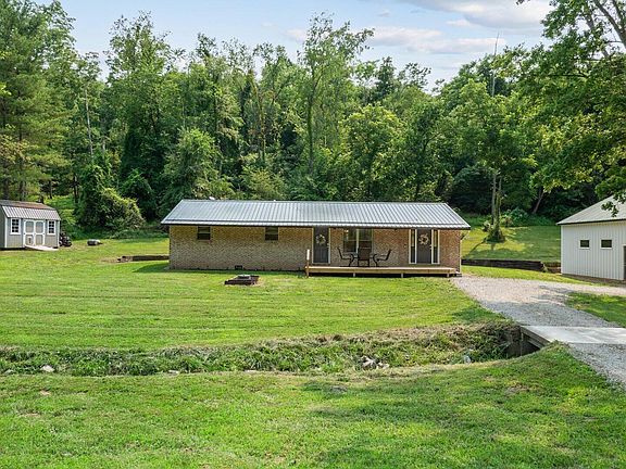 2nd image of 4111 Dragoo Rd