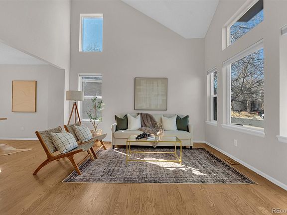 3rd image of 10814 Shaw Court