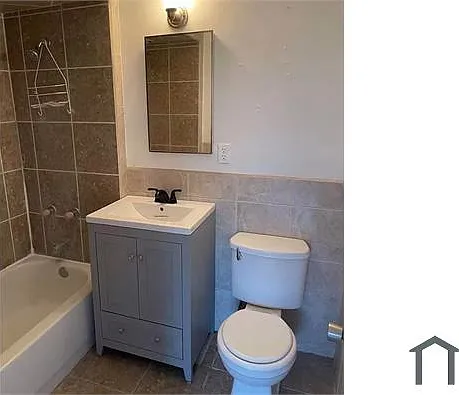 4 bed, 1244 sqft, $2,916 — Photo 4