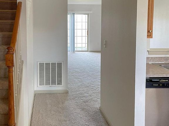 4th image of 1853 Shady Oak Dr