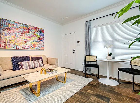 3rd image of 2617 Yale St #1D