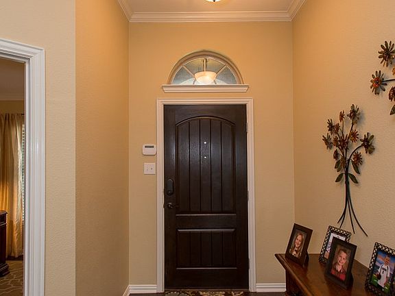 2nd image of 4206 Meadowview Ln