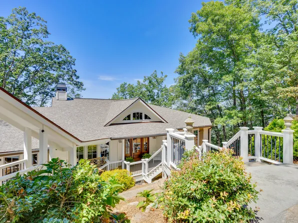 196 Fort Stephenson Pl, Lookout Mountain, TN 37350