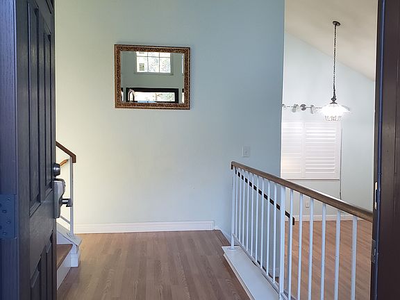 4th image of 3203 Foxboro Pl