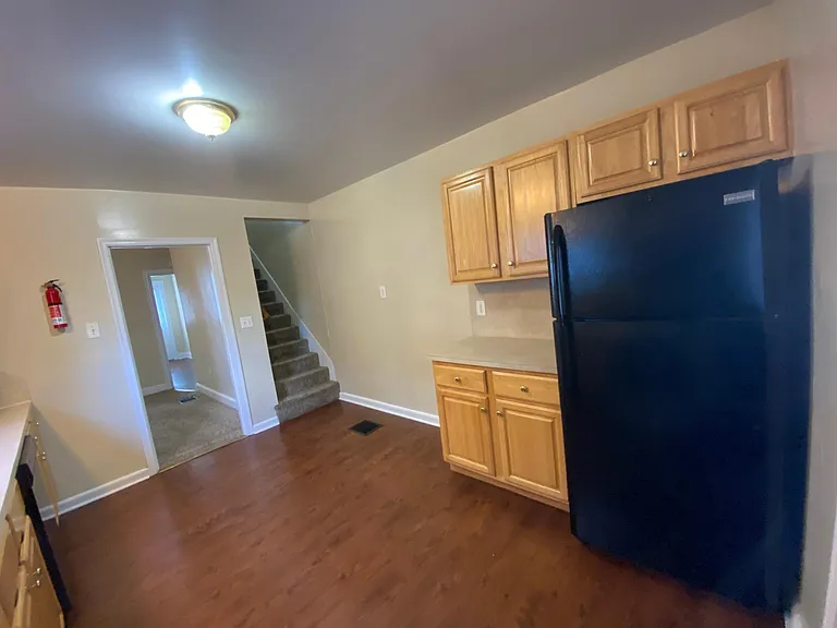 159 E Penn St #HOUSE — Photo 11