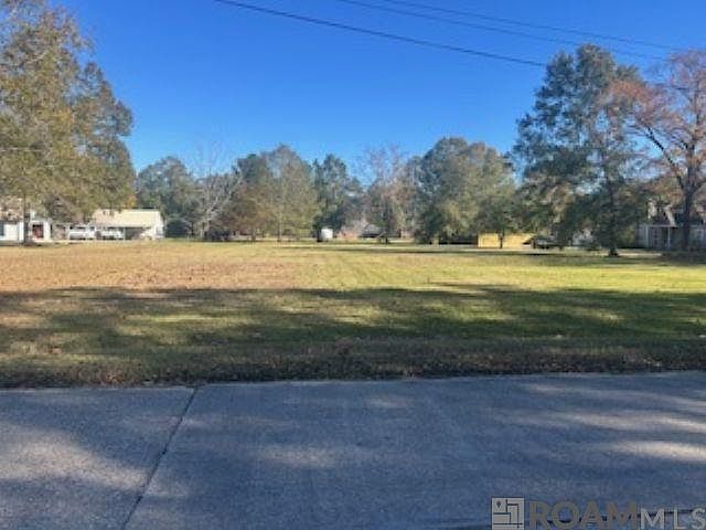 2nd image of 17378 Deerpath Ct
