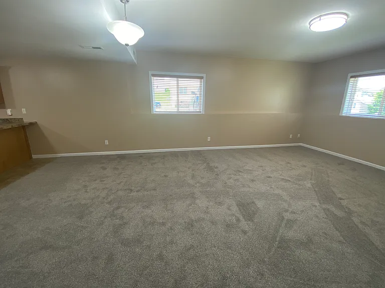2070 Bald Eagle Ct #2070 — Photo 8