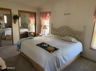 103 Spring Ave, Union Gap, WA 98903