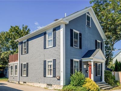 6 Gladding Ct, Newport, RI, 02840