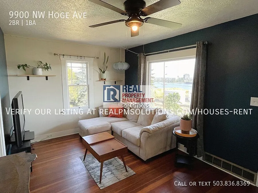 9900 NW Hoge Ave photo 1