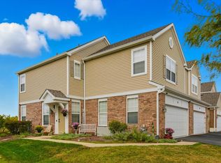 571 Springbrook Trl N, Oswego, IL 60543