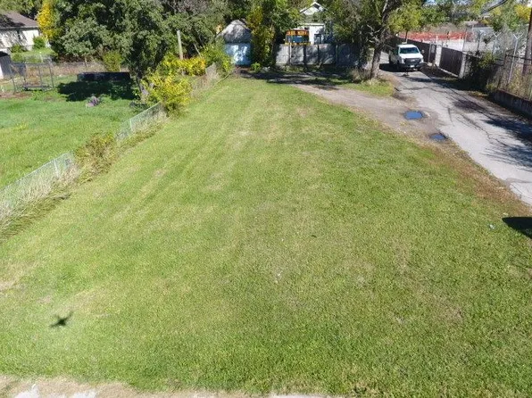 33 Bell St, Ecorse, MI 48229