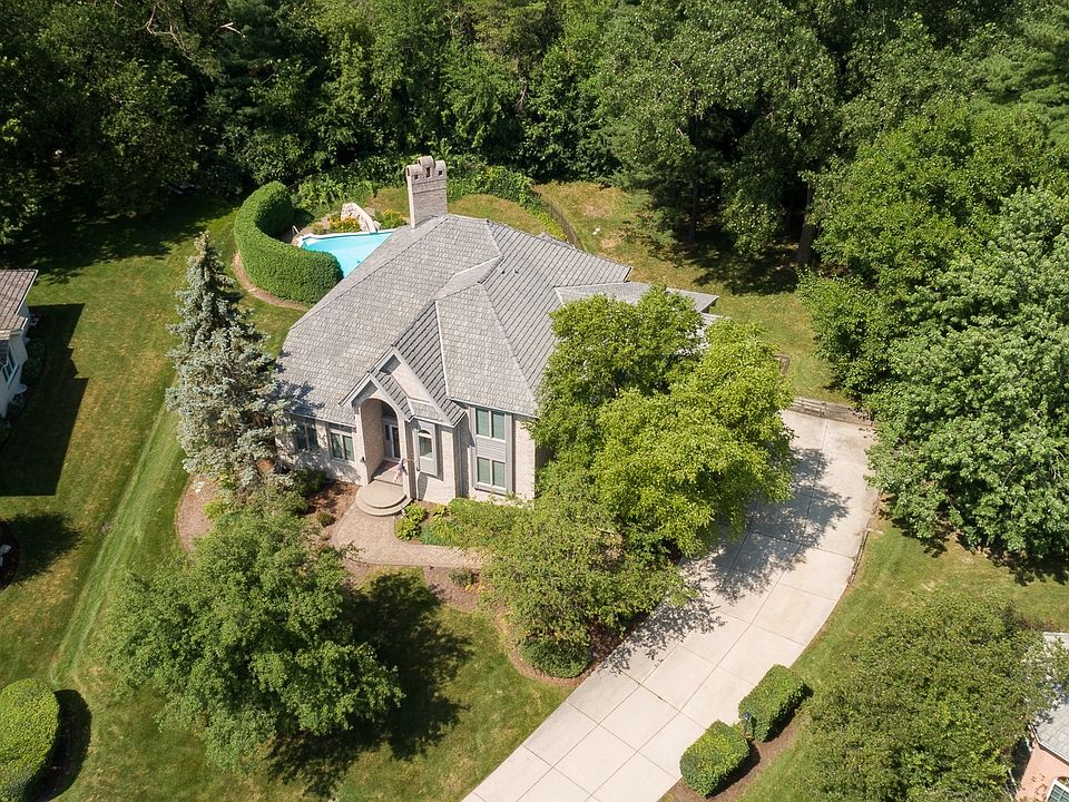 1st image of 15110 Vail Ct
