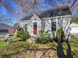 8 Haley St, Lewiston, ME 04240