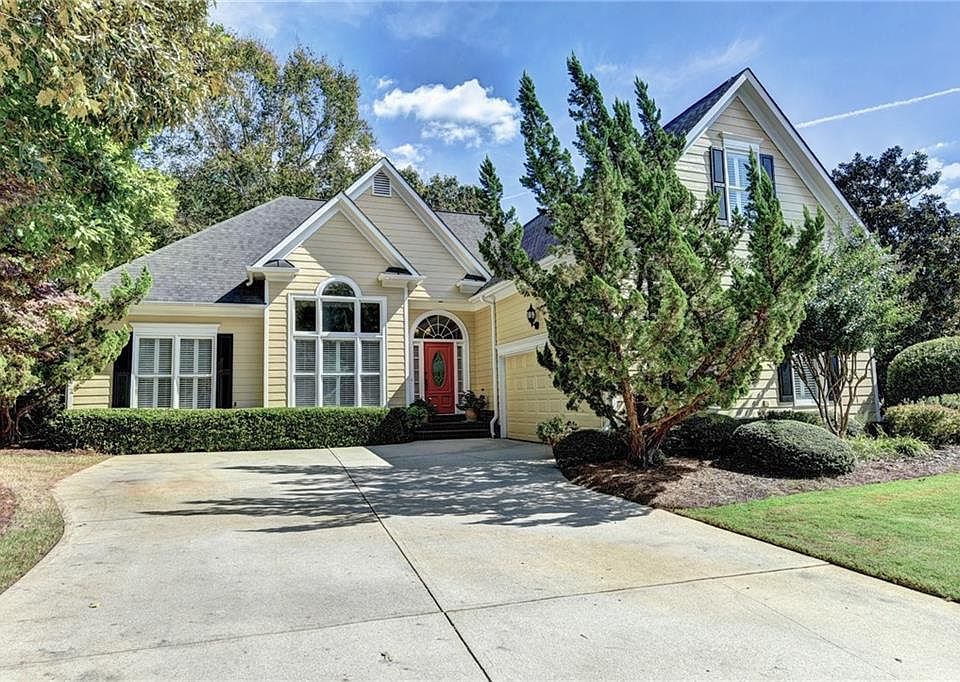1st image of 1695 Lake Heights Cir