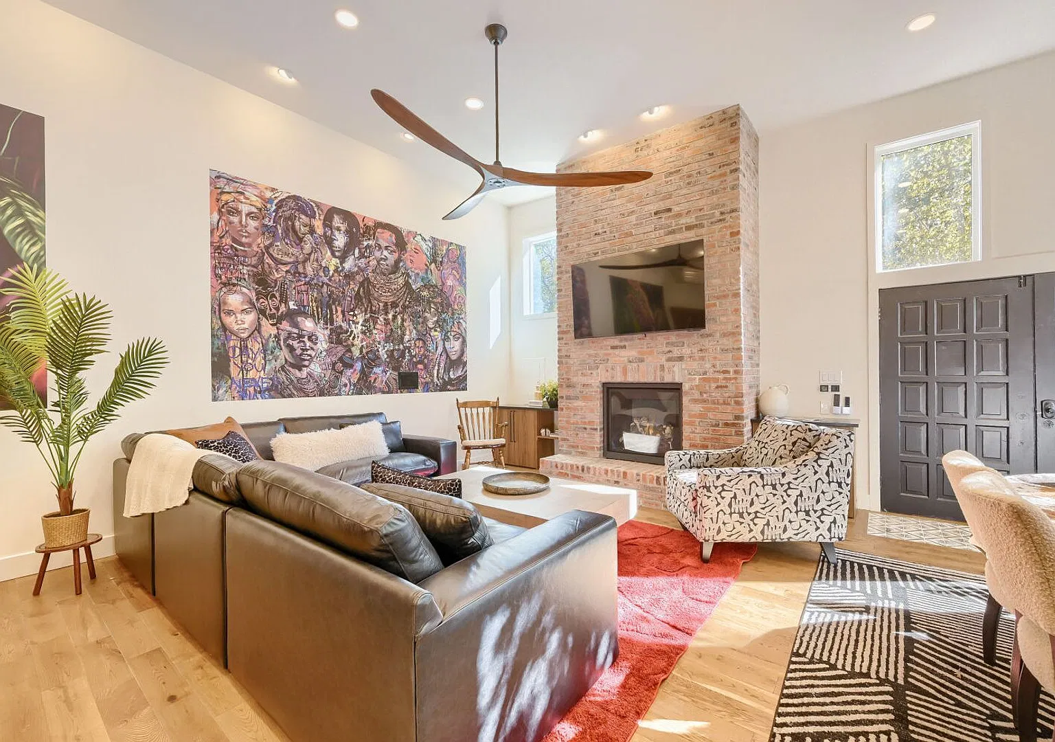 Eclectic 3BR Boulder Gem | Hot Tub & Big Yard — Photo 2
