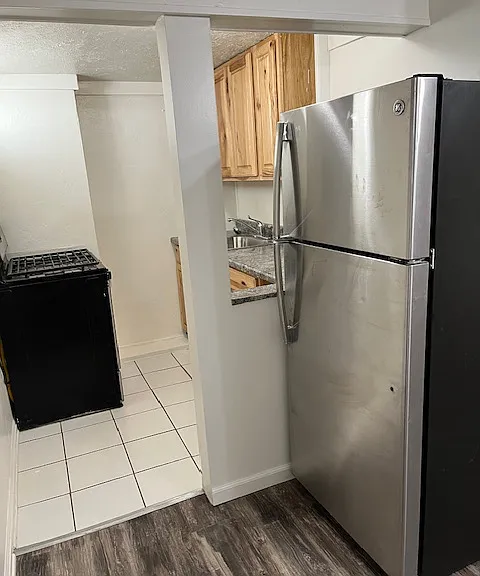 410 E 1st Ave #11 — Photo 10