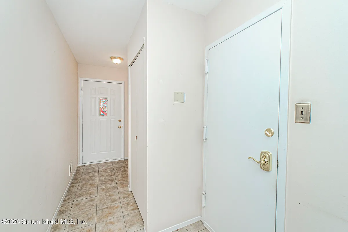 Building Photo - 709 Correll Ave