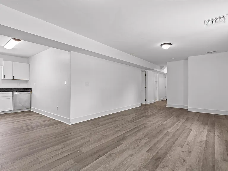 200 S Aster Ave #3 — Photo 10