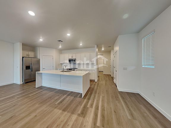 5th image of 9568 E Friedel Dr