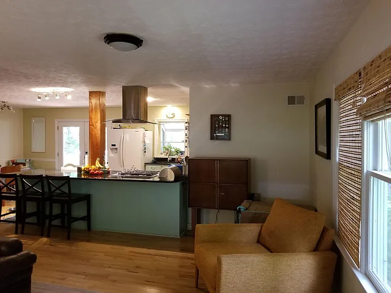 410 Rocky Dr — Photo 7