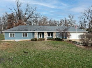 7900 Wildwood Ln, Toddville, IA 52341