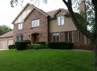 2507 Northpointe Dr, Bloomington, IL