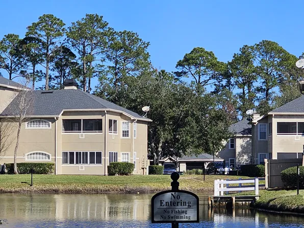 1655 The Greens Way, Jacksonville Beach, FL