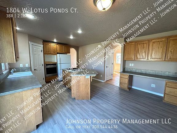 5th image of 1804 W Lotus Ponds Ct