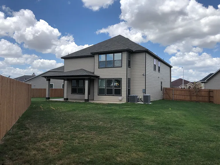 408 Landmark Stone — Photo 5