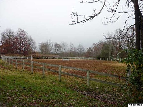 3rd image of 2289 James Madison Hwy