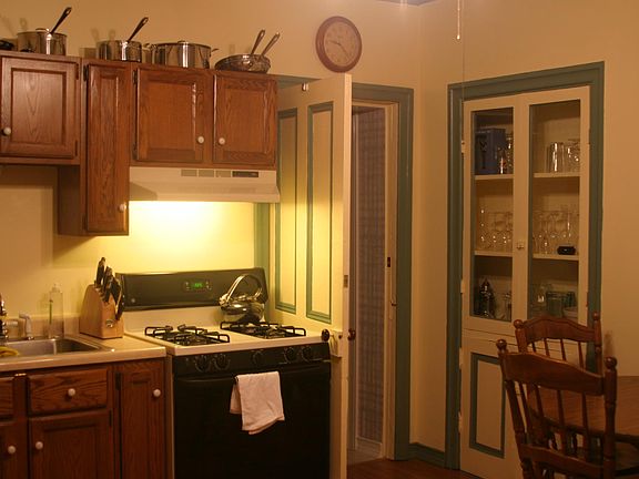 Eat in Kitchen