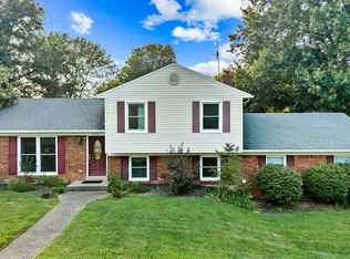 8010 Northern Spy Dr, Louisville, KY 40228
